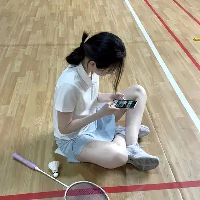 邹鹏芳